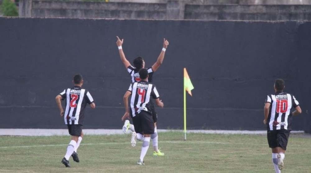 Ceilândia x Sobradinho