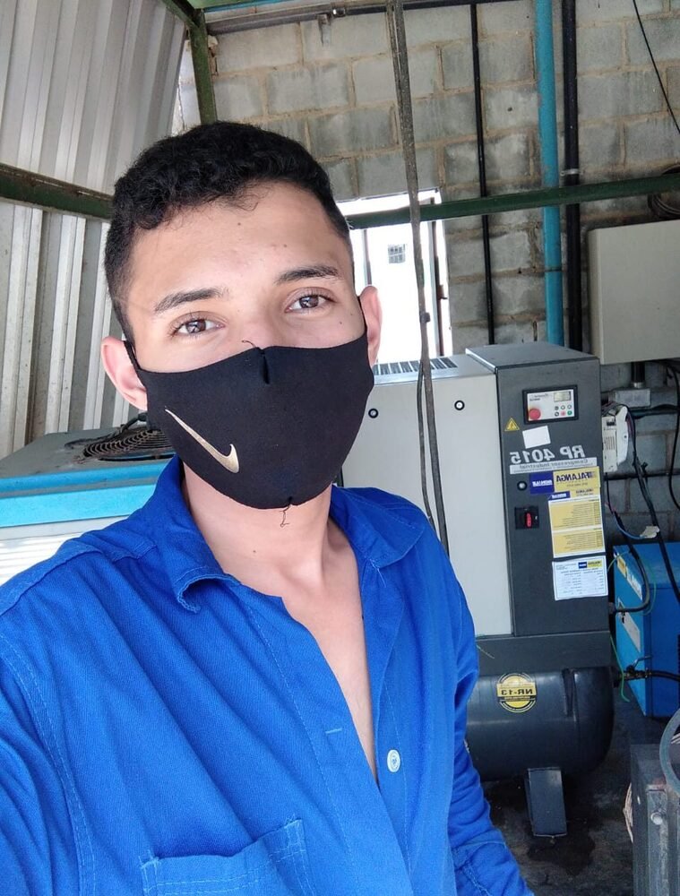 Após a formatura, Ivo Cidrão conseguiu emprego em uma empresa na área elétrica