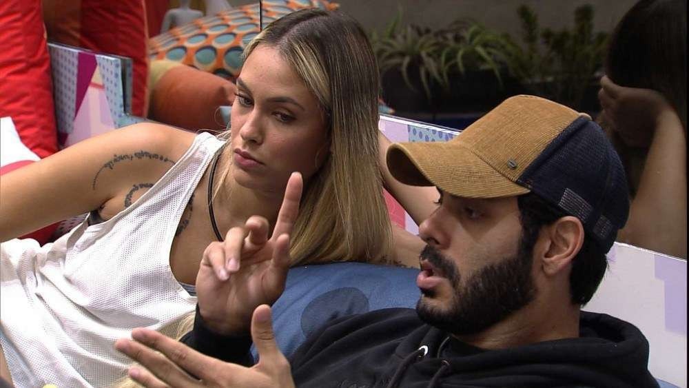 Fim da amizade também na rede social: Rodolffo e Sarah param de se seguir 