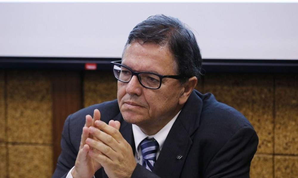 IBGE confirma Rios Neto como novo presidente da instituição