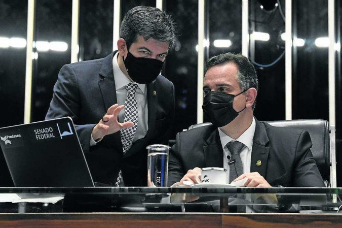 Plenário do Senado Federal durante sessão deliberativa ordinária semipresencial. Mesa: senador Randolfe Rodrigues (Rede-AP); presidente do Senado Federal, senador Rodrigo Pacheco (DEM-MG) - (crédito: Jefferson Rudy/Agencia Senado) Plenário do Senado Federal durante sessão deliberativa ordinária semipresencial. Mesa: senador Randolfe Rodrigues (Rede-AP); presidente do Senado Federal, senador Rodrigo Pacheco (DEM-MG) - (crédito: Jefferson Rudy/Agencia Senado)