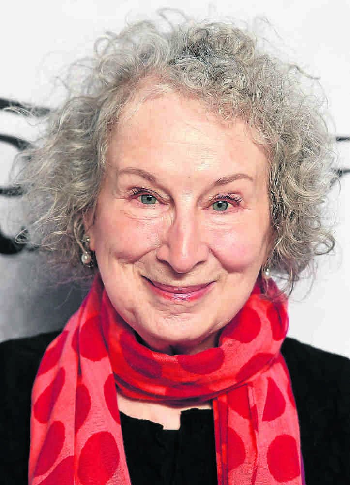 Margaret Atwood é uma das autoras de O projeto 
Decamerão