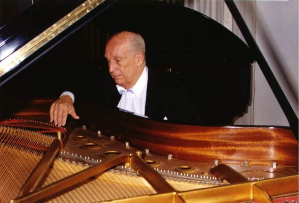 Maratona de piano faz homenagem aos 61 anos de Brasília