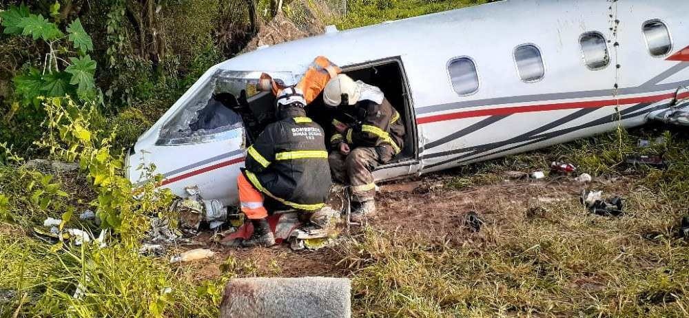 Áudio confirma que trem de pouso de avião que se acidentou não foi acionado