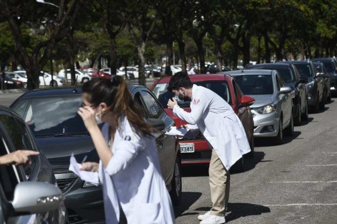 Houve grande demanda nos postos de vacinação do DF nesta sexta - (crédito: Minervino Junior/CB/D.A Press) Houve grande demanda nos postos de vacinação do DF nesta sexta - (crédito: Minervino Junior/CB/D.A Press)