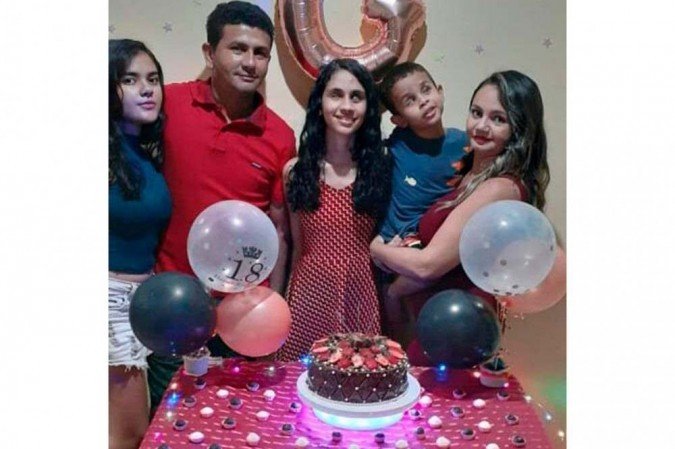 Joana tem três filhos, a mais velha mora em Teresina e cursa psicologia

