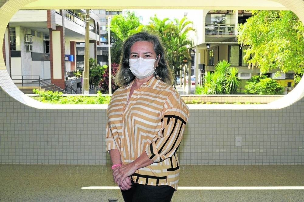 Sem data para chegada de novas doses, expectativa por vacinação cresce no DF