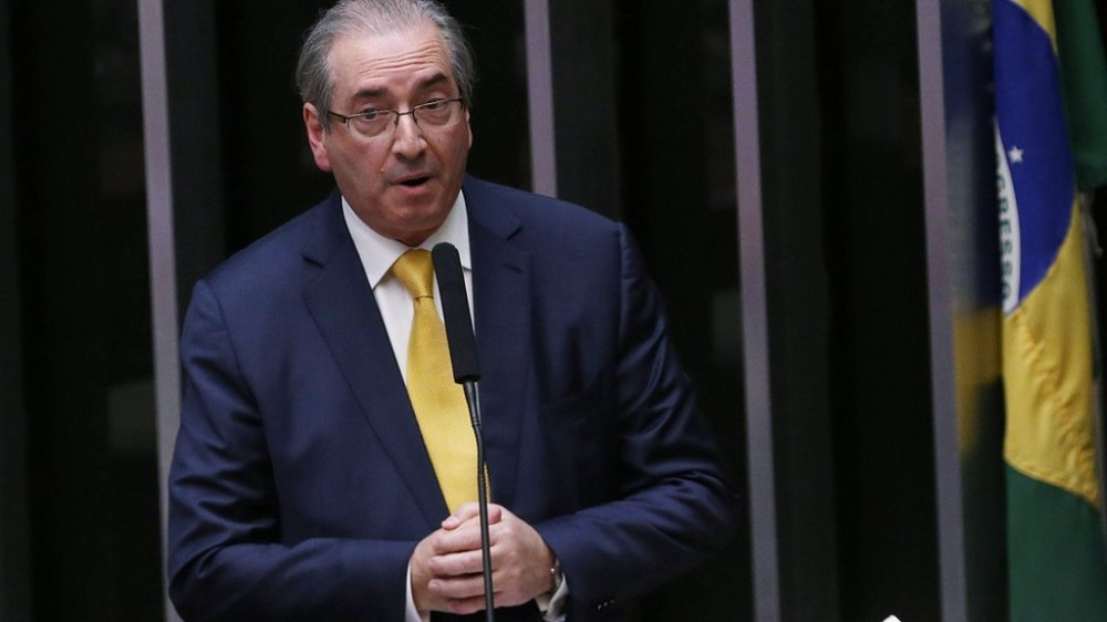 Eduardo Cunha tem prisão revogada, mas continuará preso; entenda