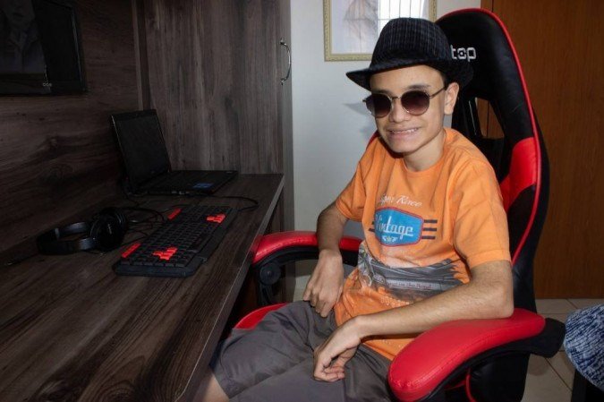 Luís Eduardo Fonseca diz que ganhou autonomia com as aulas on-line e chegou a criar um canal no YouTube
