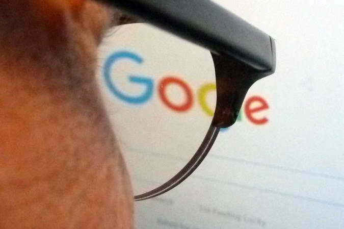 Quase 2 mil postos de vacinação já estão disponíveis no recurso - (crédito: AFP / Eva HAMBACH) Quase 2 mil postos de vacinação já estão disponíveis no recurso - (crédito: AFP / Eva HAMBACH)