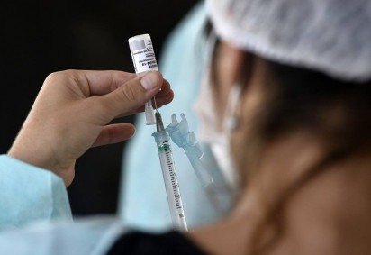 O DF recebeu mais doses da vacina AstraZeneca, que devem ser destinadas ao grupo das pessoas com comorbidades - (crédito: Minervino Júnior/CB/D.A. Press ) O DF recebeu mais doses da vacina AstraZeneca, que devem ser destinadas ao grupo das pessoas com comorbidades - (crédito: Minervino Júnior/CB/D.A. Press )