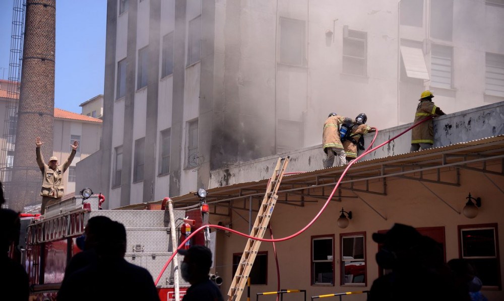 Sobrecarga na rede elétrica causa mais de 50% dos incêndios domésticos