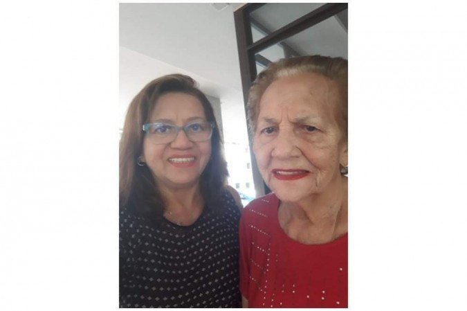 Maria de Nazaré se mudou, provisoriamente, para a casa da mãe, Francisca, para cuidar dela: o marido também se mudou para a casa dos pais