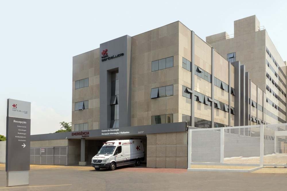 Fachada Hospital Santa Lucia - Gama