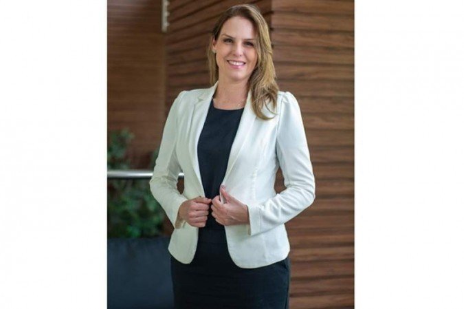 "Há um julgamento errôneo de que mulher não é tão produtiva quando é mãe de uma criança pequena. Mas elas podem entregar mais em 6 horas do que quem trabalha 12", ressalta Viviane da Mata, consultora estratégica de gestão de pessoas.