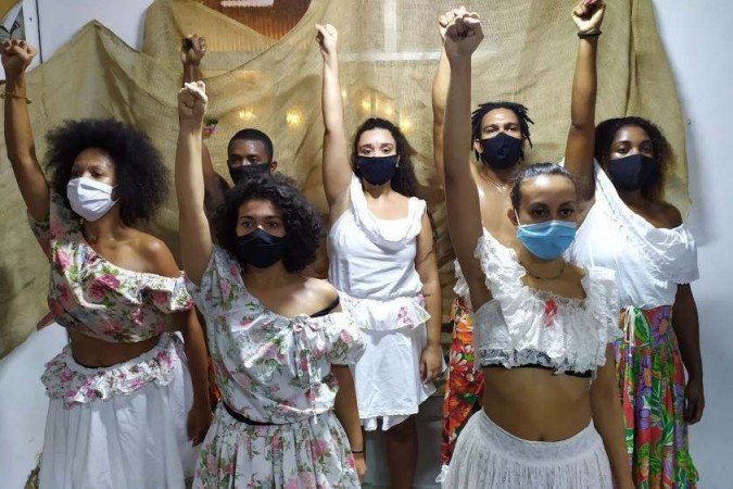 Espetáculo conta a história de um escravo nascido no dia da libertação  -  (crédito: Karine Lima)