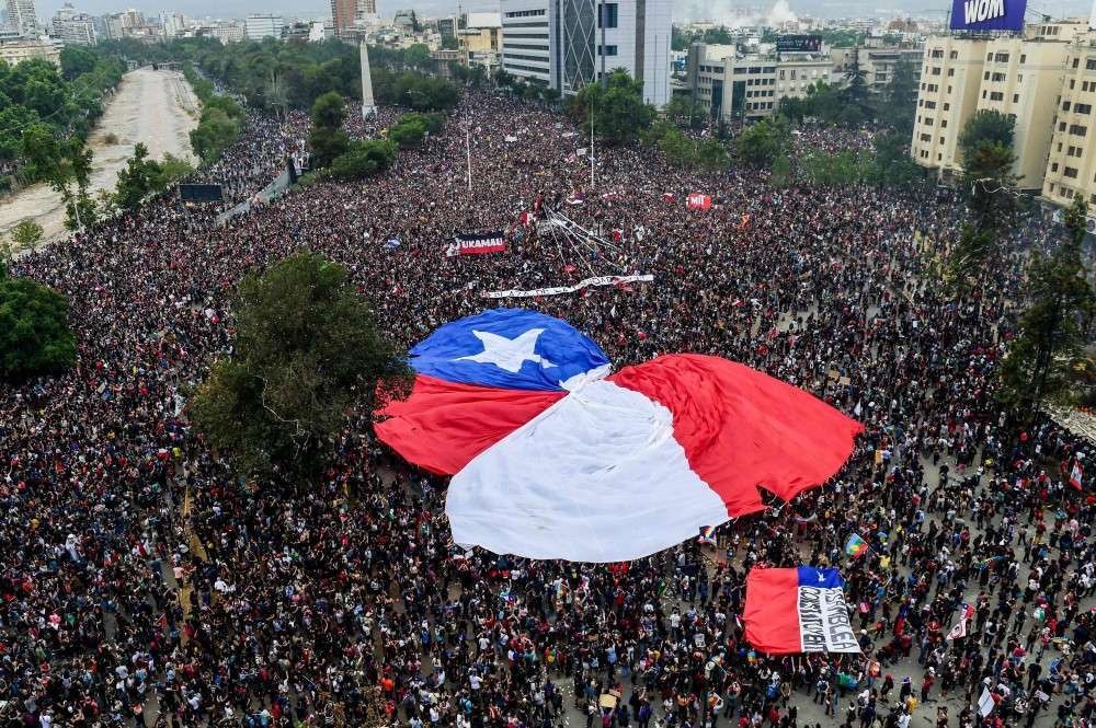 Manter o sistema ou mais direitos sociais: as visões dos constituintes no Chile