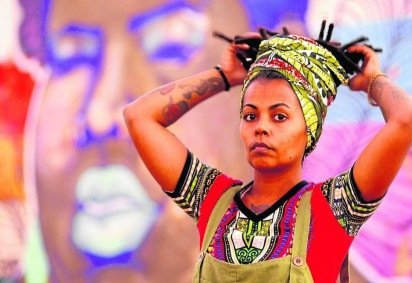 Coordenadora geral da Casa Akotirene, Joice Marques denuncia que, após a abolição, os avanços sociais foram poucos, comparados aos danos provocados pela escravidão - (crédito: Carlos Vieira/CB/D.A Press) Coordenadora geral da Casa Akotirene, Joice Marques denuncia que, após a abolição, os avanços sociais foram poucos, comparados aos danos provocados pela escravidão - (crédito: Carlos Vieira/CB/D.A Press)