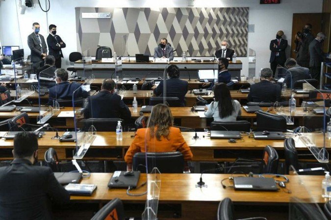 Ex-secretário de Comunicação depõe sobre falta de campanhas publicitárias na pandemia