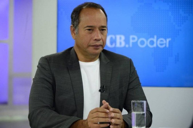 Secretário de Educação do DF, Leandro Cruz, foi o entrevista do CB Poder nesta quarta - (crédito: Marcelo Ferreira/CB/DA Press) Secretário de Educação do DF, Leandro Cruz, foi o entrevista do CB Poder nesta quarta - (crédito: Marcelo Ferreira/CB/DA Press)