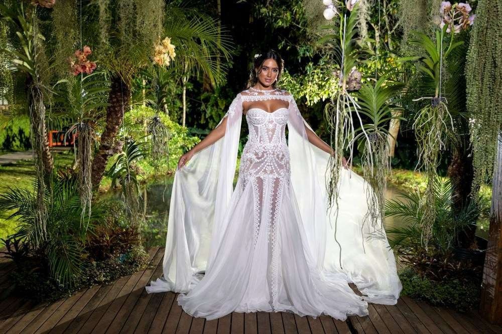 Vestido Noiva Princesa Casamento Linda Cauda Bordada + Véu