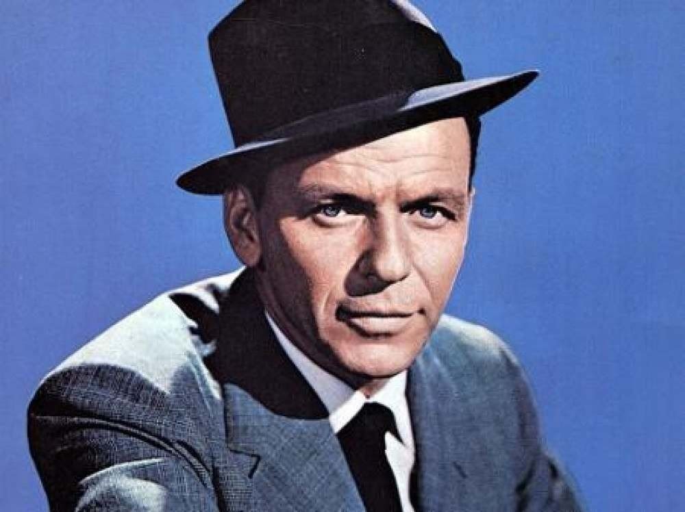 Após 23 anos da morte de Sinatra, 'My way' continua entre as mais cantadas