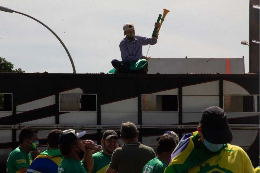 Manifestação na Esplanada dos Ministérios neste sábado com Bolsonaro