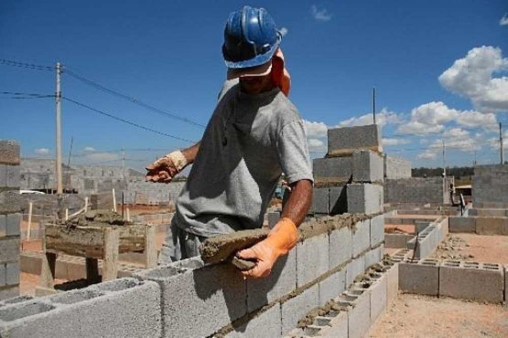 Especialistas discutem o que há de escravidão nas relações do trabalho
