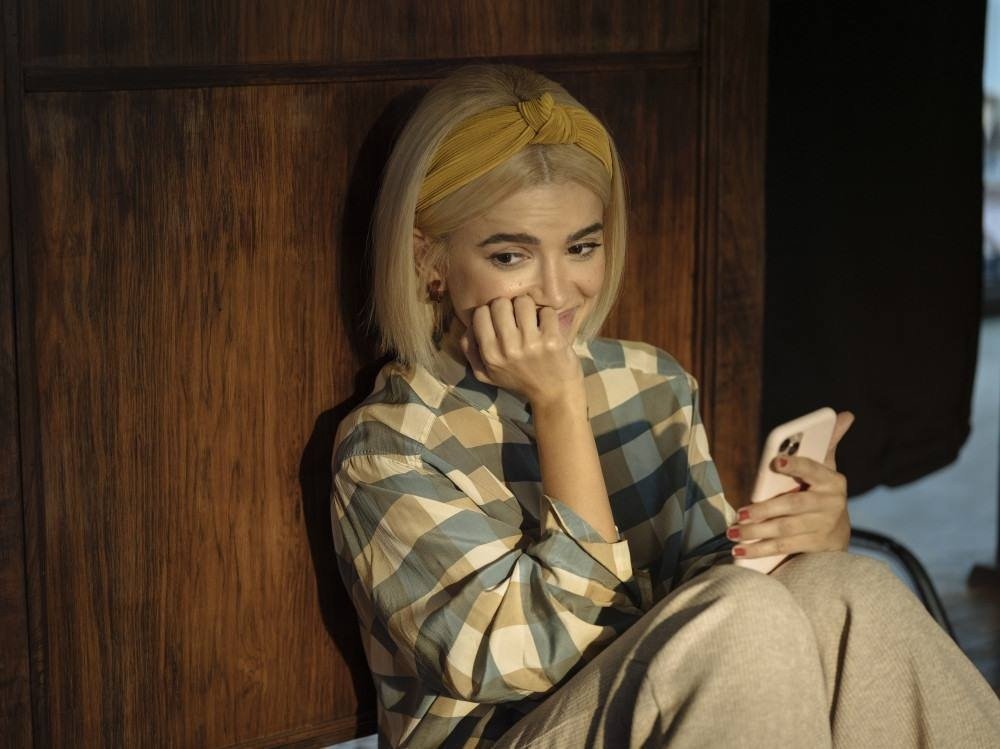 Manu Gavassi atua como produtora e estrela da nova aposta da Amazon Prime Video