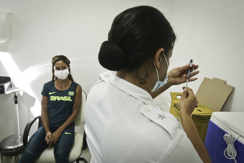 Vacinação dos atletas ocorreu no Hospital Militar de Área de Brasília