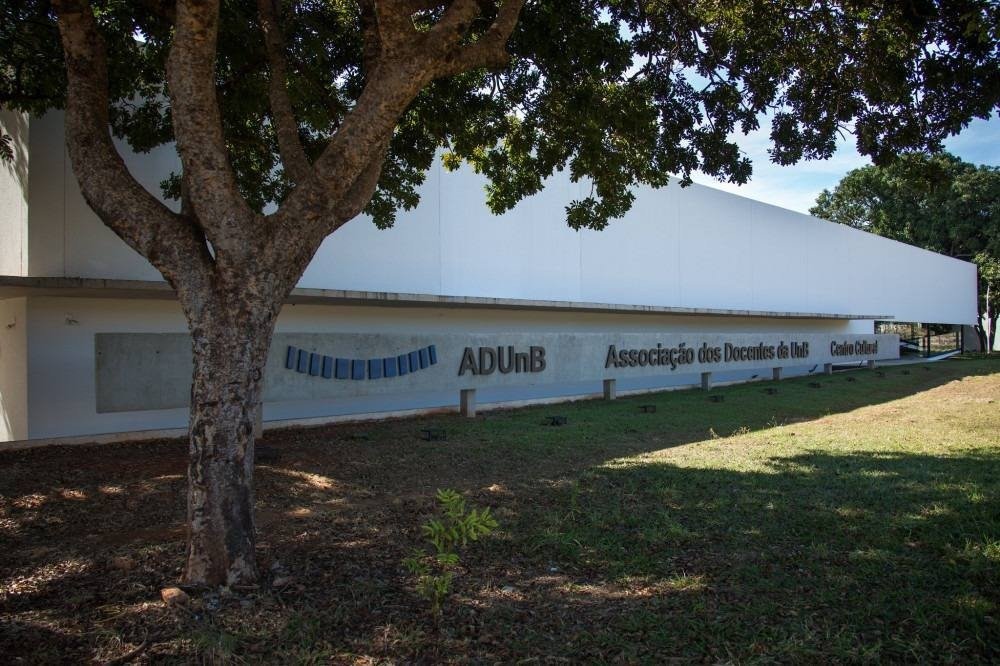 Professores da UnB aderem à paralisação nacional nesta quarta-feira