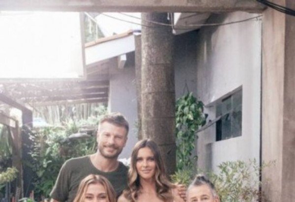 Casal do 'Bem juntinho' recebe Mônica Martelli e Milly Lacombe -  (crédito: Divulgação/ GNT)