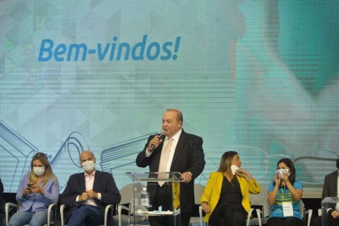 GDF nomeia professores
