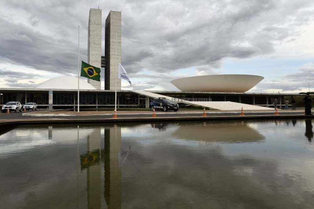 Senado deve votar, hoje, PL que revoga Lei de Segurança Nacional