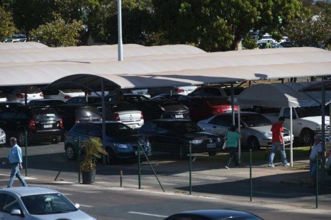 Cliente relata que, ao retornar, o local estava em obras e o carro estacionado em lugar diverso e distante de onde havia sido deixado.  -  (crédito: Ed Alves/CB/D.A Press)