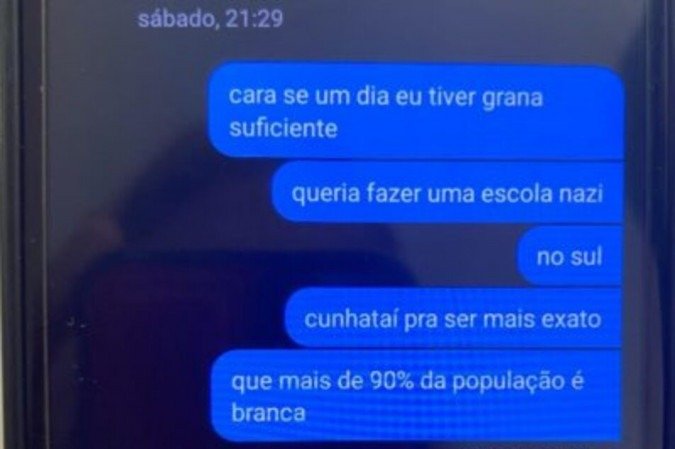 PCGO detém adolescente com intenção de atacar escolas em Goiânia. Em semelhança ao caso da jovem do Recanto das Emas, acusada de planejar atentado a escola pública da RA, a investigação teve início com a Embaixada dos EUA. Polícia encontrou desenhos nazistas e de cunho racista