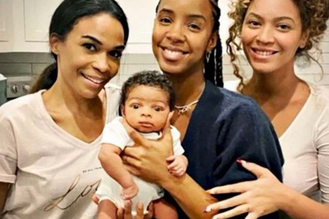 Michelle Williams, Kelly Rowland e o filho Noah, e Beyoncé conversavam sobre a rotina em áudio divulgado no Twitter -  (crédito: Twitter@RealMichelleW/ Reprodução )