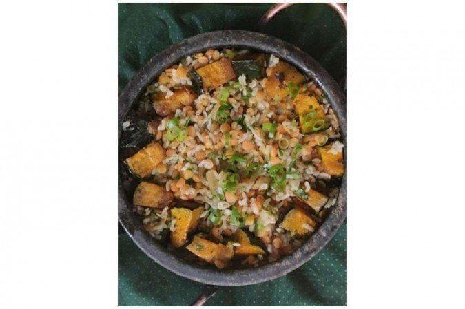 Arroz de lentilha coral e cebola Arroz de lentilha coral e cebola
