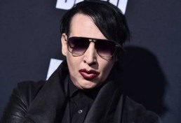 Modelo retira acusação de abuso contra Marilyn Manson: 