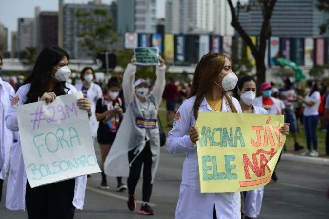 Manifestações contra Bolsonaro em Brasília