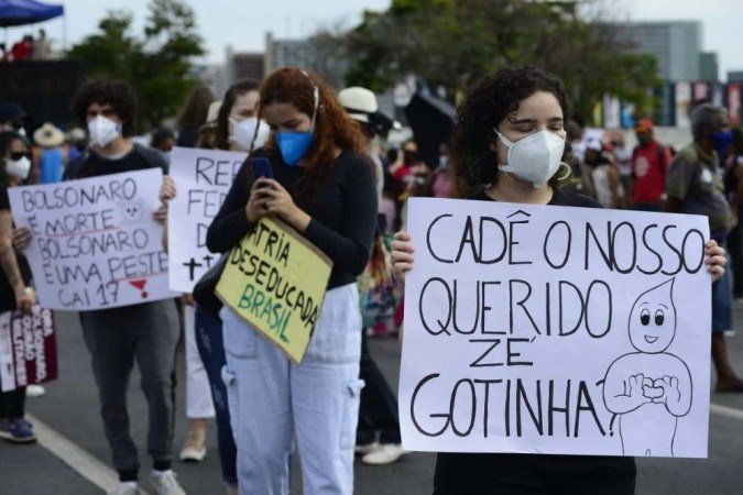 Manifestações contra Bolsonaro em Brasília