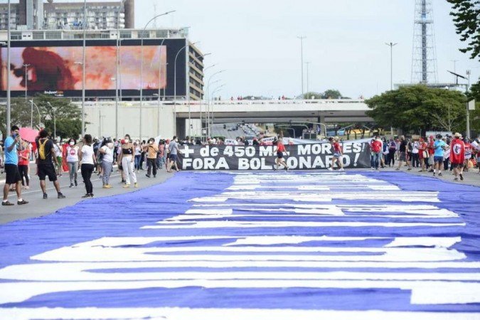 Manifestações contra Bolsonaro em Brasília