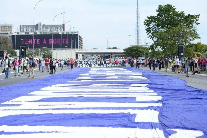 Manifestações contra Bolsonaro em Brasília