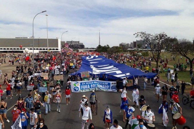 Manifestações contra Bolsonaro em Brasília