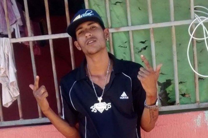 Eliel Elienai foi indiciado pela Polícia Civil e está foragido -  (crédito: Redes Sociais)