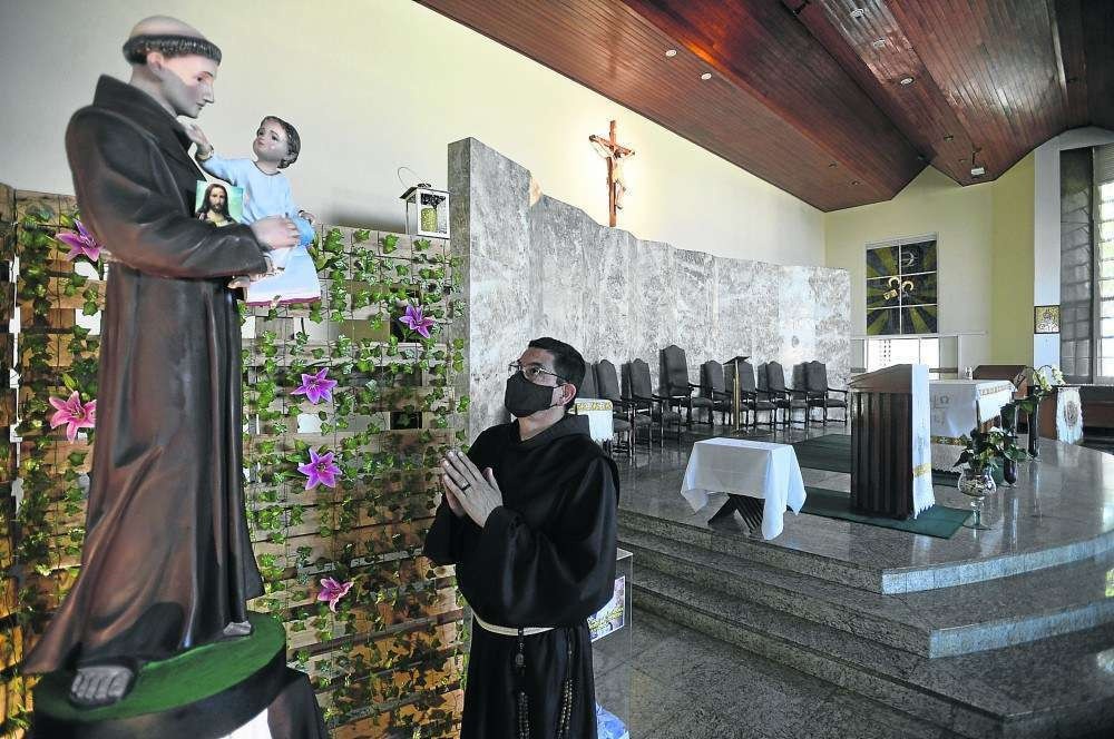 Festas de São João no DF terão drive-thru de comidas juninas e shows virtuais