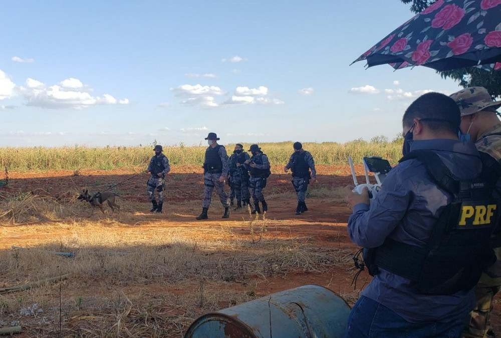 PM usa roupas de mulher sequestrada no DF para localizá-la; esposo e filhos foram assassinados