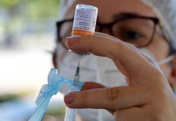 Covid-19: GDF fará operação de comunicação para vacinar população vulnerável 