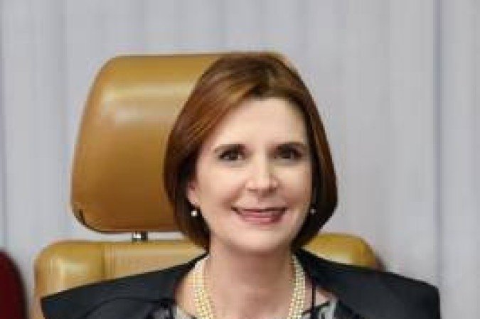 Crédito: Arquivo Pessoal. Entrevista. Maria Elizabeth Rocha do STM