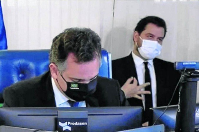 Filipe Martins fez o gesto com conotação racista em sessão do Senado no dia 24 de março - (crédito: Reprodução/TV Senado) Filipe Martins fez o gesto com conotação racista em sessão do Senado no dia 24 de março - (crédito: Reprodução/TV Senado)